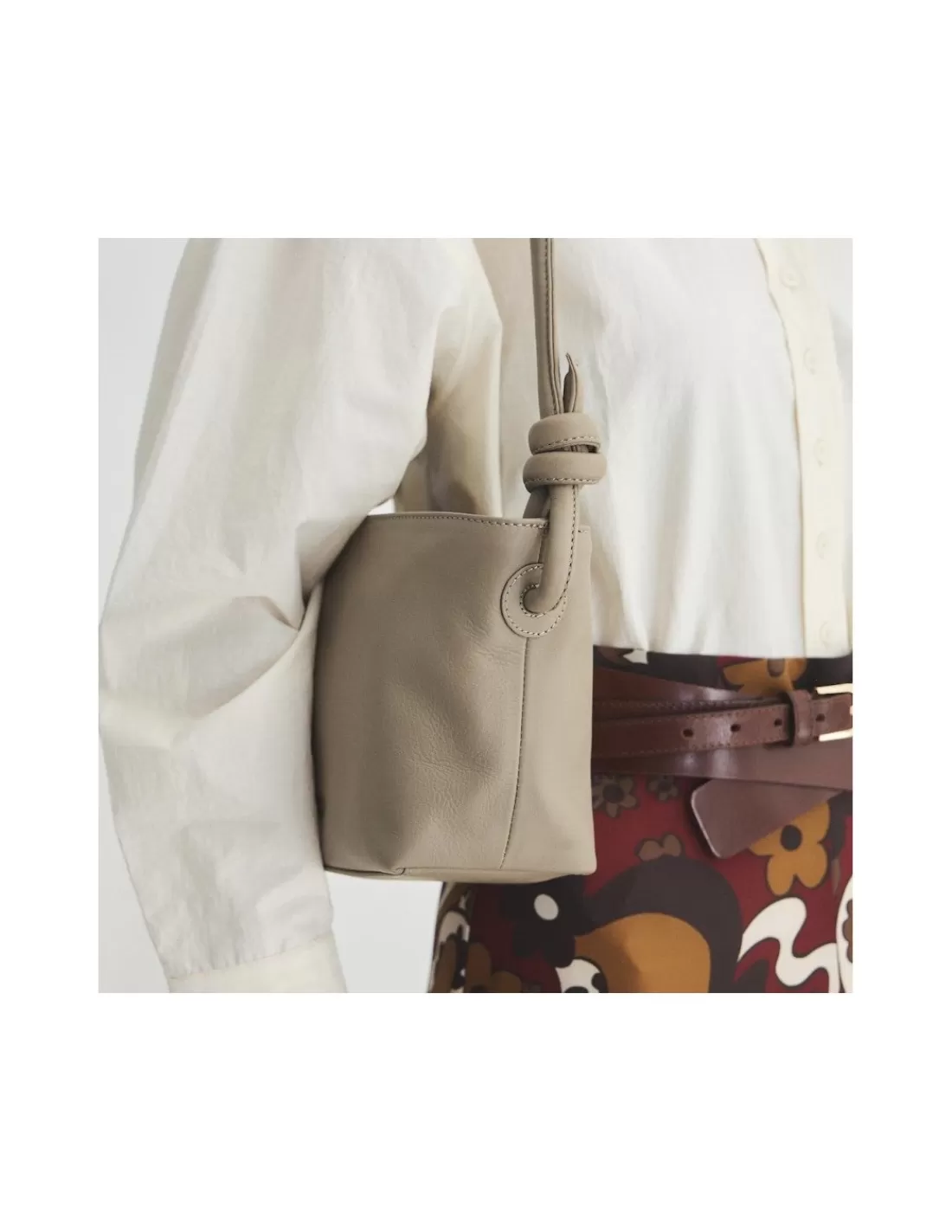 bolso_nudos_pequeno_5-1.webp Mujer MONPIEL Bolsos De Piel Medianos | Bolsos Piel Mujer*Bolso Nudos Pequeno